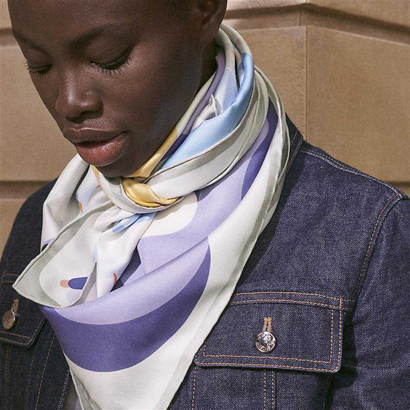Figures Libres scarf 90 | Hermès USA